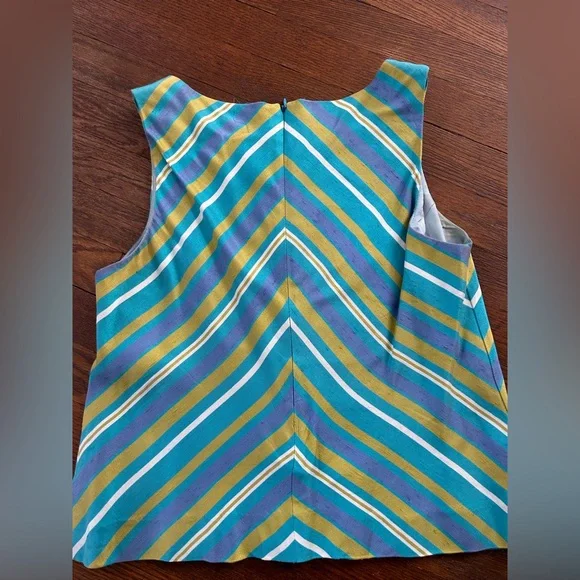 Vintage Top - Picture 2 of 2